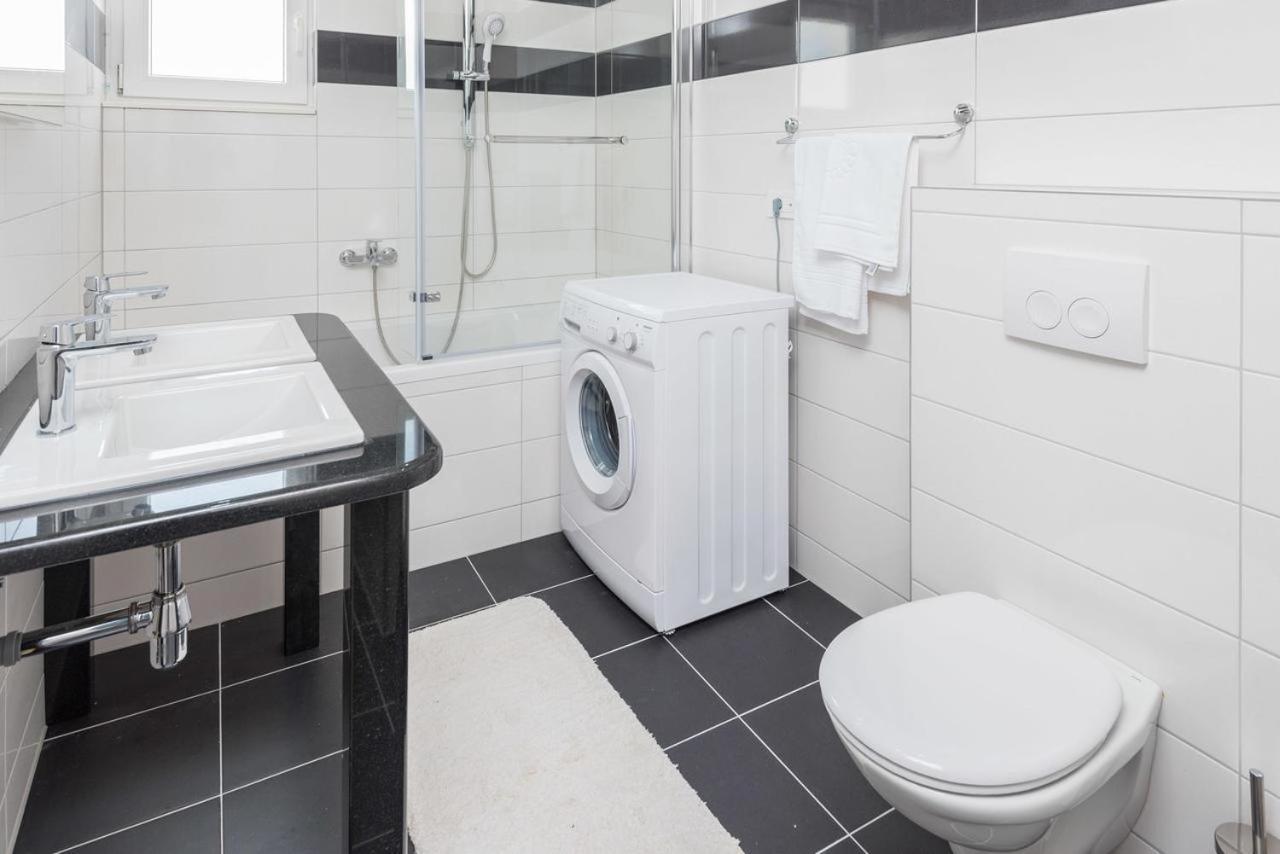 Apartments Poseidon Сресер Екстер'єр фото