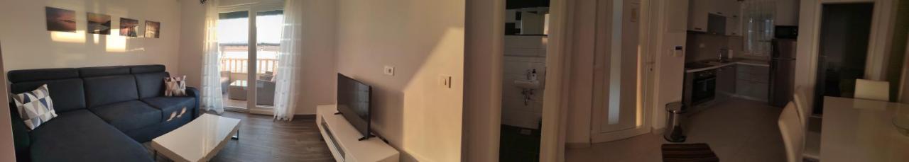 Apartments Poseidon Сресер Екстер'єр фото