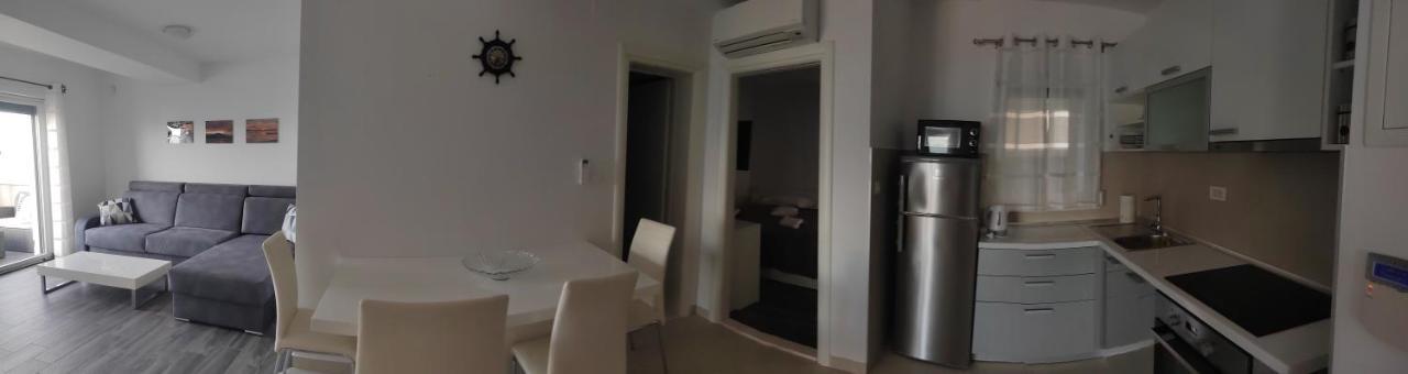 Apartments Poseidon Сресер Екстер'єр фото